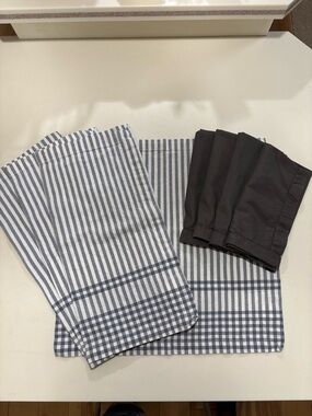 Striped Grey & White Kitchen Placemat Set with Dark Grey Napkins